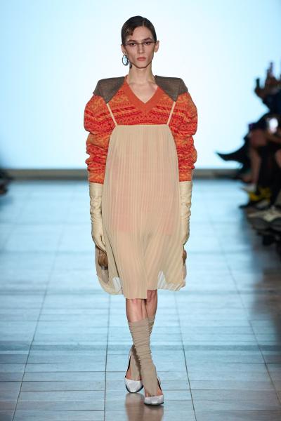 Julie Kegels 26FW018